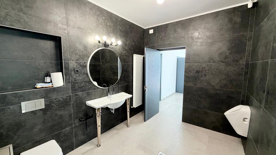 Casă individuală cu 5 camere cu Canalizare în Unirii
