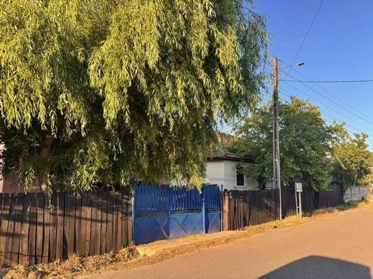 Casă cu 3 camere în Gogoșu