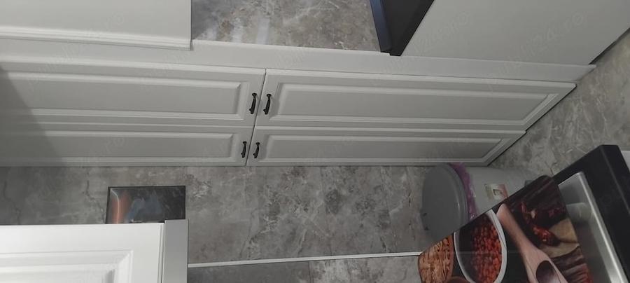 Apartament cu 2 camere semidecomandat în Cina