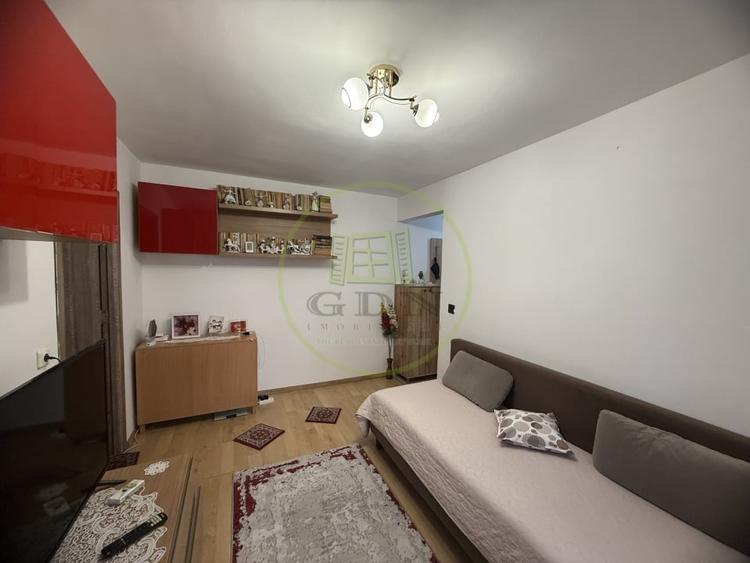 Apartament cu 2 camere semidecomandat, mobilat în Valea Rosie