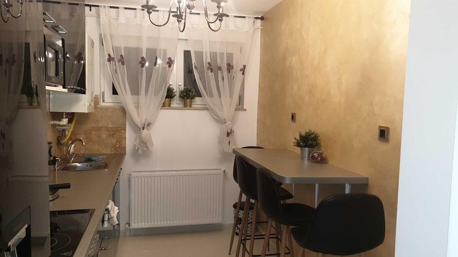 Apartament cu 2 camere decomandat în Grigorescu