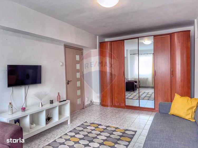 Apartament cu 2 camere semidecomandat, mobilat în Ștefan cel Mare
