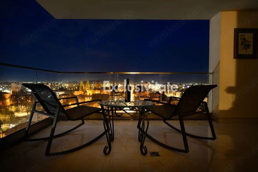 Apartament cu 3 camere decomandat în Ultracentral