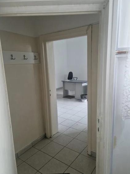 Spațiu comercial, de 35 mp, în Semicentral