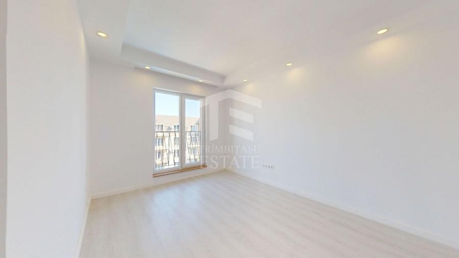 Penthouse cu 3 camere decomandat în Ștefăneștii de Jos