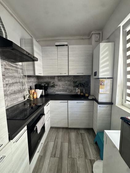 Apartament cu 2 camere decomandat în Exterior Vest