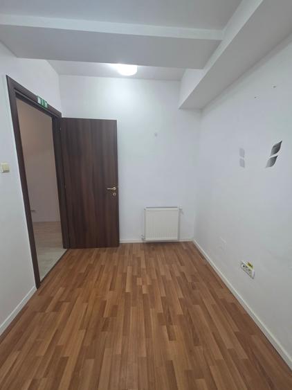 Spațiu comercial, de 56.119998931885 mp, în Trocadero