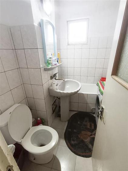 Apartament cu 2 camere decomandat în Apollo