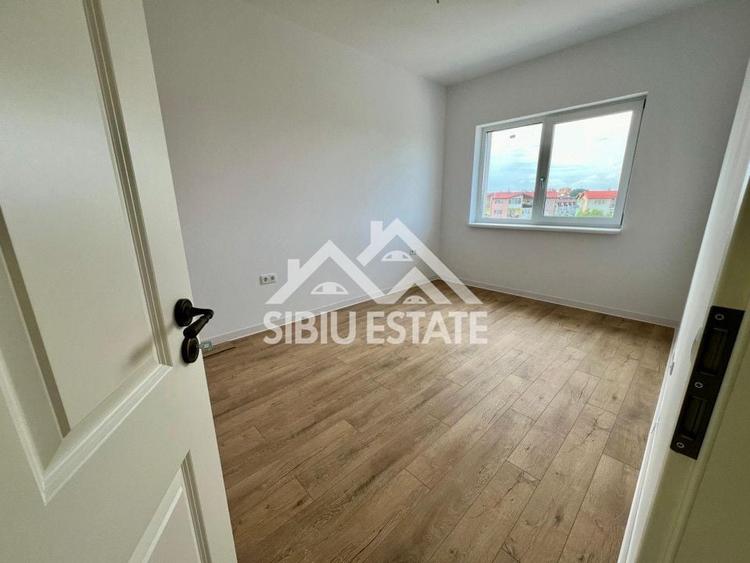Apartament cu 2 camere decomandat în Șelimbăr — fotografia 1