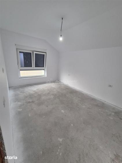 DUPLEX P+M - 102 mp utili + 16 mp terasa + 325 mp teren - ZON - 4