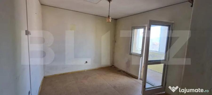 Apartament cu 3 camere decomandat în Griviței
