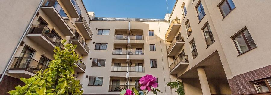 Apartament cu 2 camere decomandat în Parcul Carol
