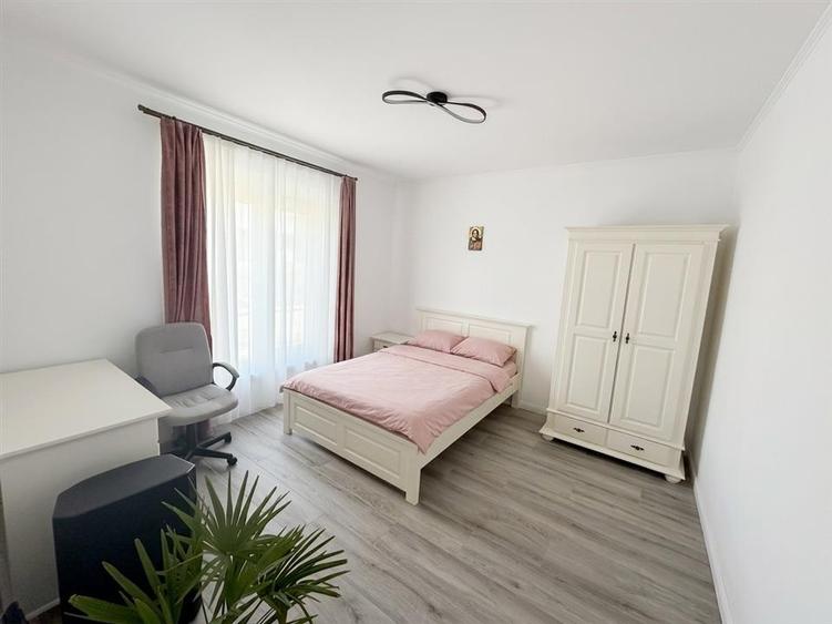 Casă cu 3 camere cu Teren 500 Mp în Sântandrei