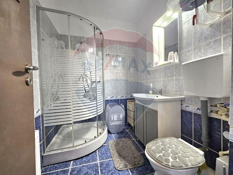 Apartament cu 2 camere semidecomandat, mobilat în City Park Mall