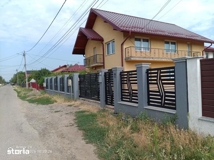 Casă cu 7 camere cu Teren 576 Mp în Mihai Eminescu