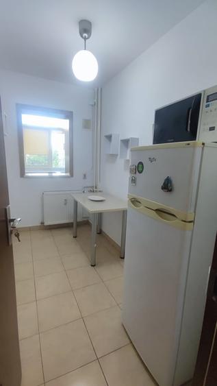 Garsonieră decomandată în Banu Manta