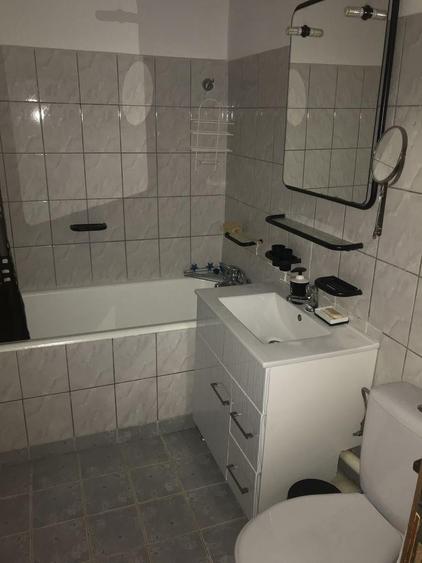 Apartament cu 2 camere semidecomandat în Vest