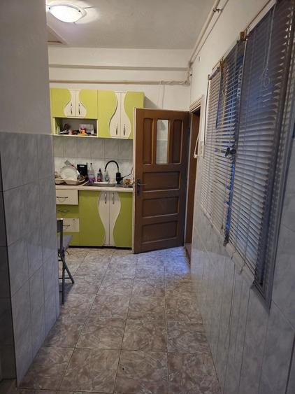 Casă cu 3 camere cu Teren 250 Mp în Marghiloman