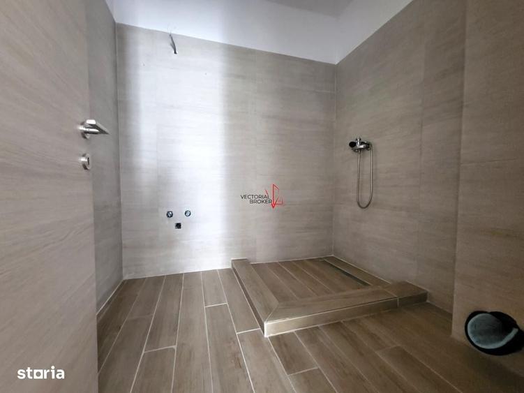 Apartament cu 3 camere decomandat în Theodor Pallady