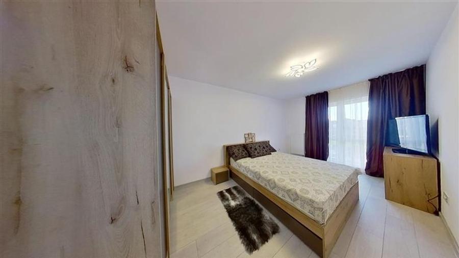 Apartament cu 2 camere decomandat în Tractorul — fotografia 3