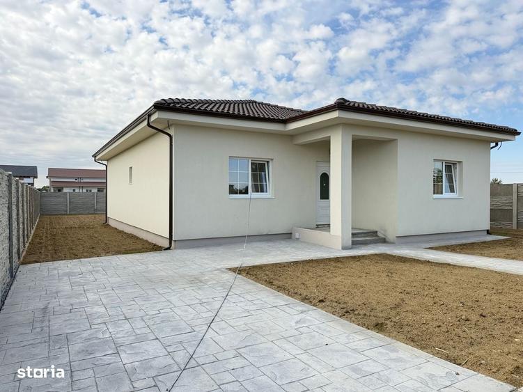 Casă cu 4 camere în Central