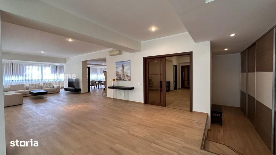 Apartament cu 4 camere în Herăstrău