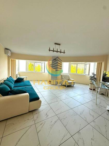 Apartament cu 3 camere decomandat în Decebal