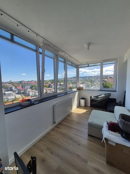 Apartament cu 3 camere în Zorilor