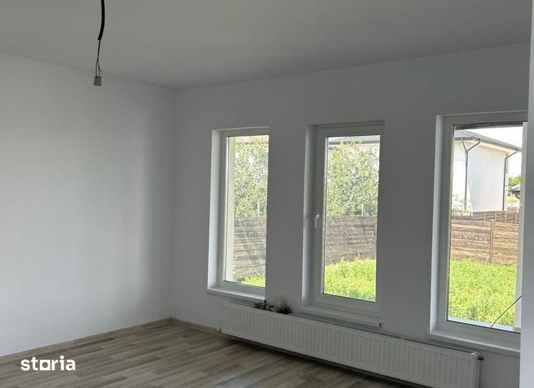 Casă cu 3 camere cu Teren 470 Mp în Vorovești