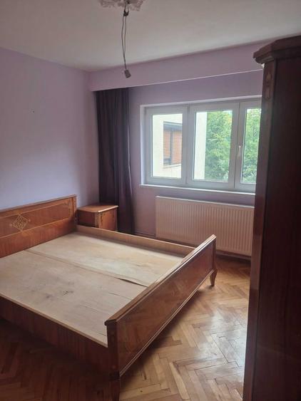 Apartament cu 3 camere decomandat în Micălaca