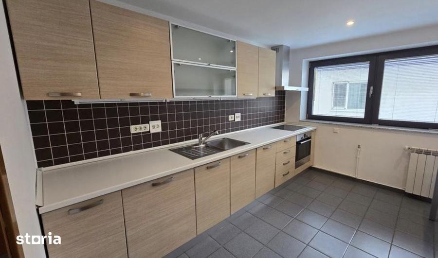 Apartament cu 3 camere în Herăstrău