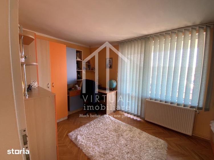 Casă cu 6 camere cu Teren 979 Mp în Rășinari