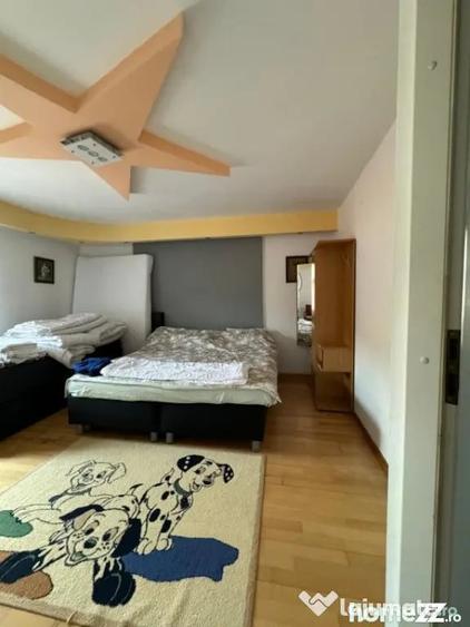 Casă cu 7 camere cu Teren 2500 Mp în Sucevița