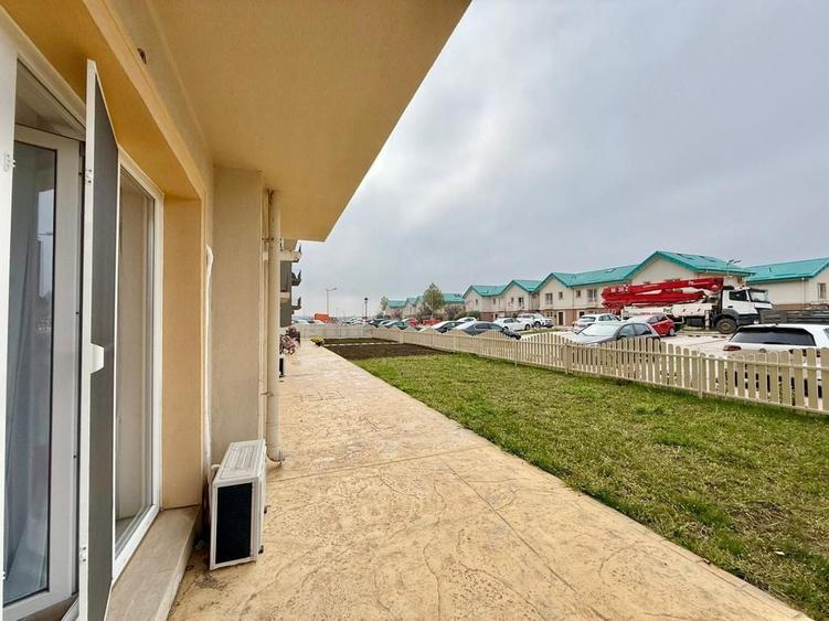 Apartament cu 3 camere decomandat în Ștefăneștii de Jos