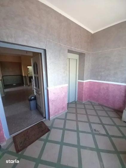 Apartament cu 4 camere în Central