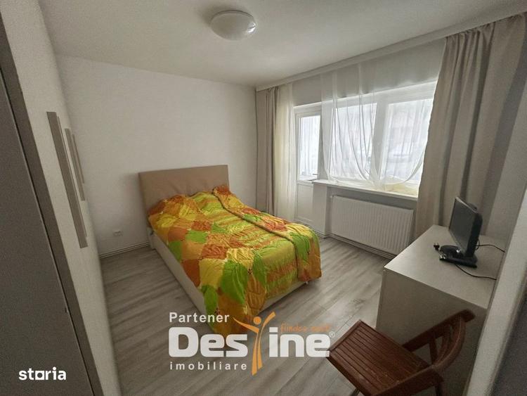 Apartament cu 2 camere semidecomandat în Podu Roș