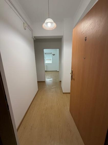 Garsonieră decomandată în Alfa