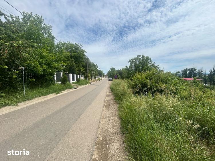 Teren de 2000 mp, în Miroslava