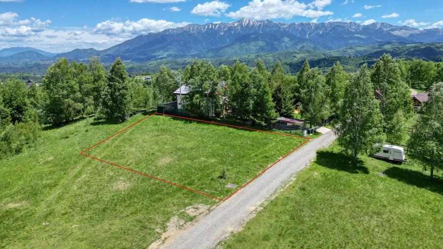 Teren Construcții intravilan de 1000 mp, în Peștera