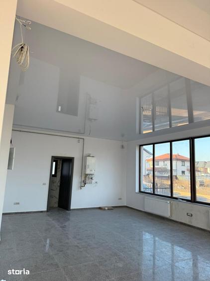 Spațiu comercial, de 195 mp, în Dobroești