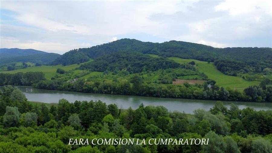 Teren Construcții intravilan de 3350 mp, în Bujoreni