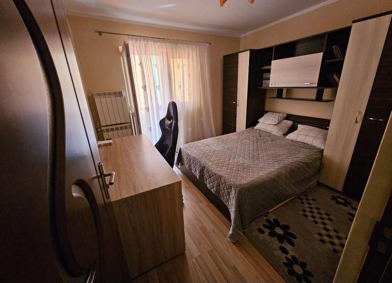 Apartament cu 2 camere decomandat în Stana