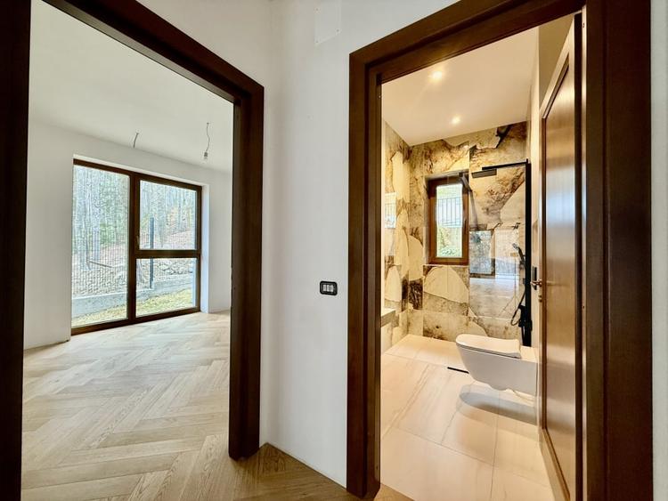 Apartament cu 3 camere decomandat în Furnica