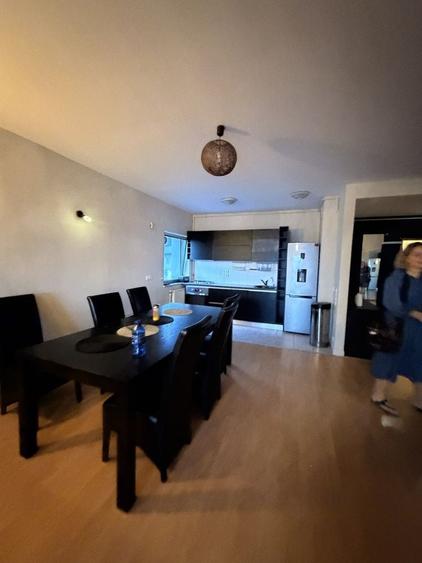 Apartament cu 3 camere în Doamna Ghica