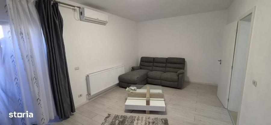 Apartament cu 2 camere decomandat în Giroc