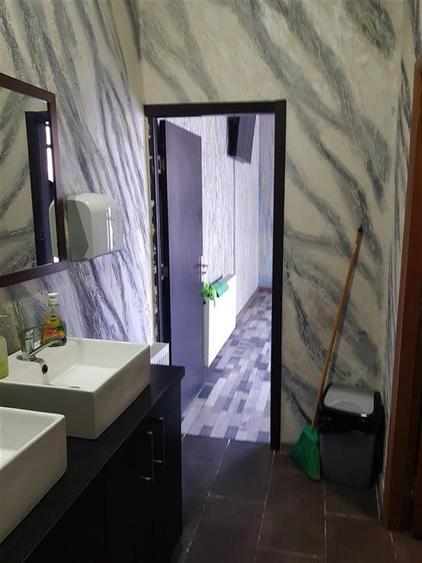 Spațiu comercial, de 188 mp, în Central