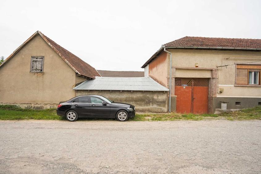 Casă cu 4 camere în Central