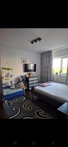 Apartament cu 2 camere decomandat în Splaiul Unirii