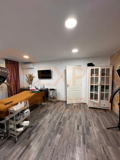 Apartament 2 camere de vanzare, Centru - 1