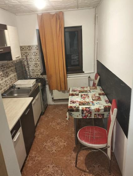 Garsonieră decomandată în Central